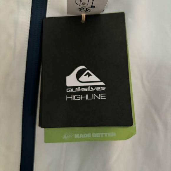 QUIKSILVER Ultralight 20K Technical Snow Jacket Size Large - Picture 9 of 13